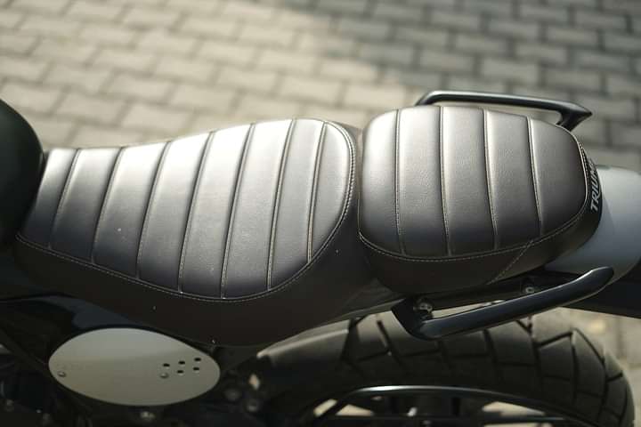 Triumph Scrambler 400X Bike Seat