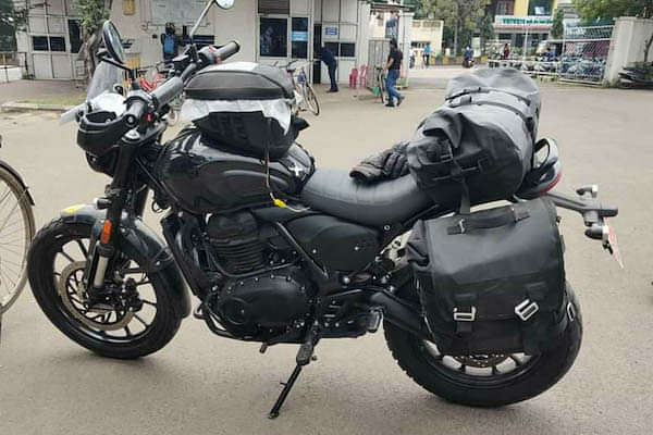 Triumph Bajaj Scrambler 350 Side Profile LR