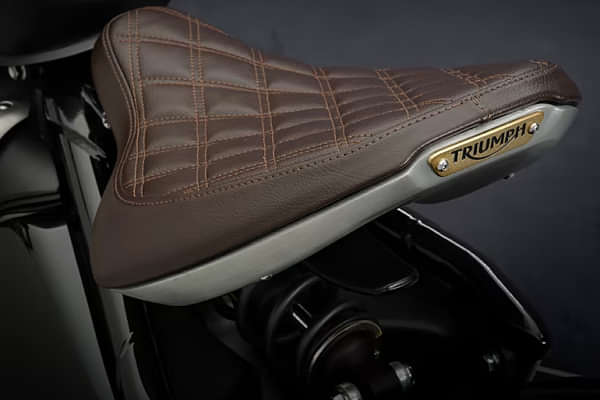 Triumph Bonneville Bobber Bike Seat