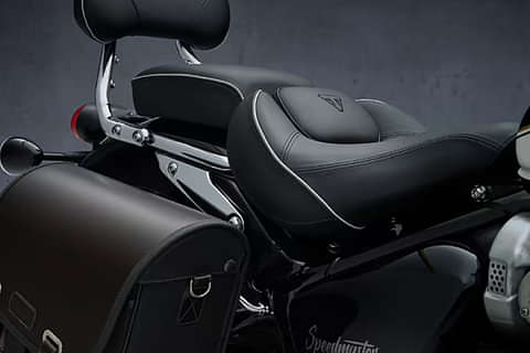 Triumph Bonneville Speedmaster Jet Black Bike Seat