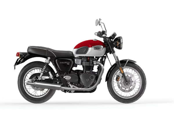 Triumph Bonneville T100 Right Side View