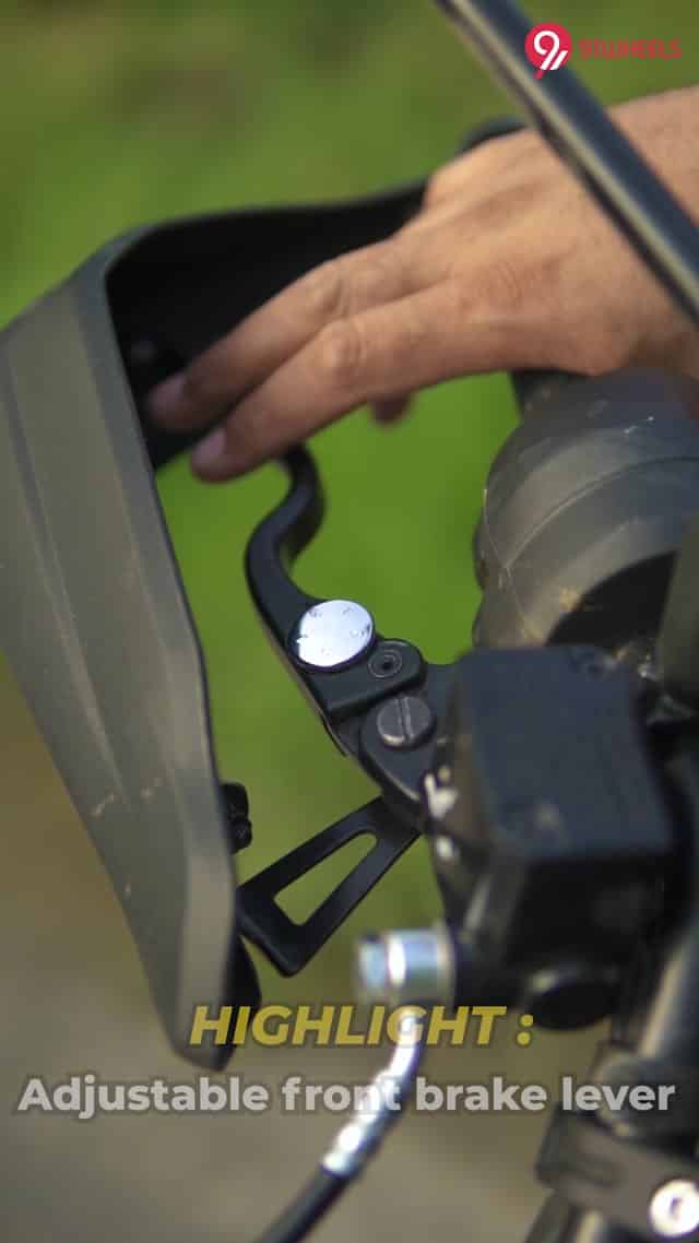 Triumph Scrambler 400 XC Video