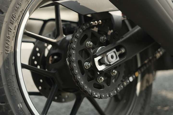 Triumph Speed 400 Chain Cover