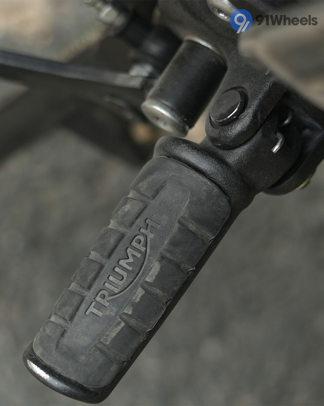 Seats & Comfort - 3 Seats & Comfort - 3