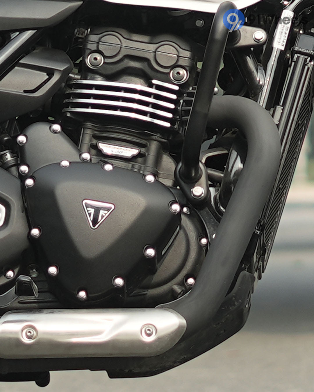 Engine & Exhaust - 2 Engine & Exhaust - 2