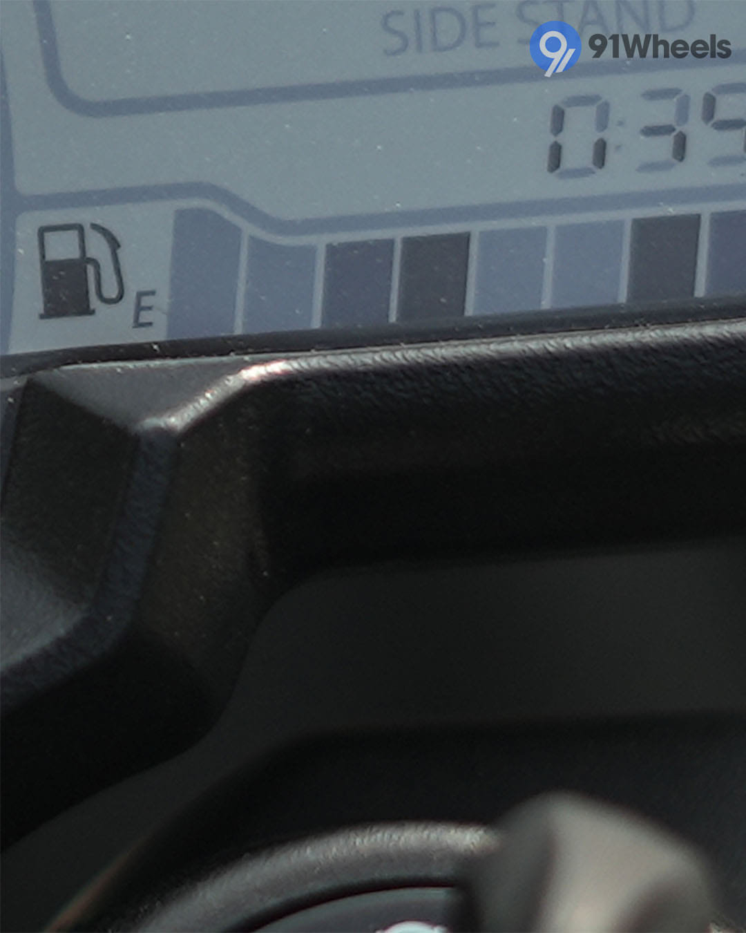 Handlebar & Console Area - 8 Handlebar & Console Area - 8