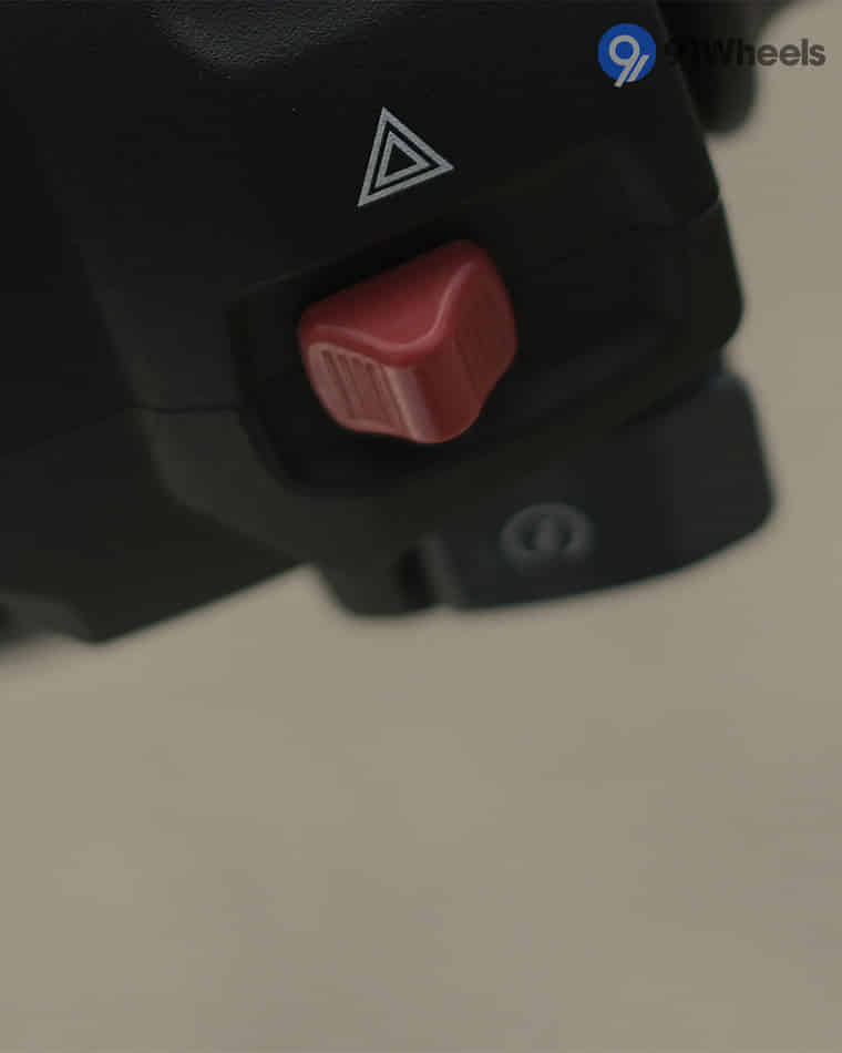 Handlebar & Console Area - 8