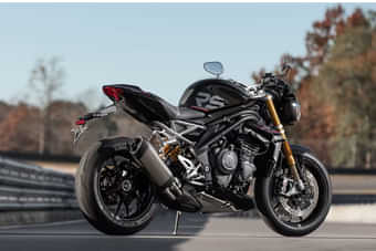 Triumph Speed Triple 1200 Right Side View