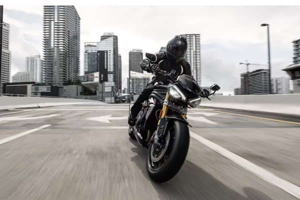 Triumph Speed Triple 1200 Riding Shot