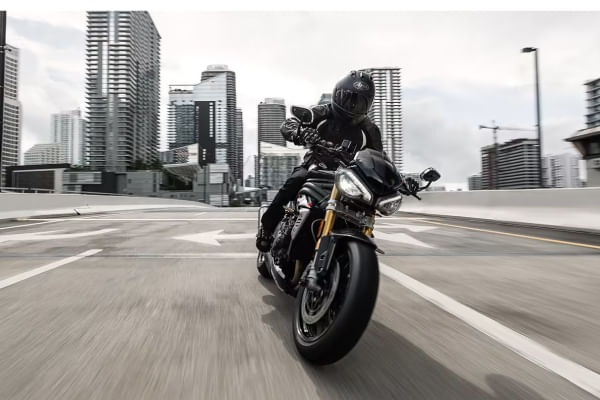 Triumph Speed Triple 1200 Riding Shot