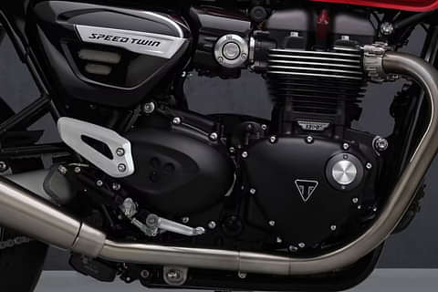 Triumph Speed Twin Red Hopper & Strom Grey Engine From Right