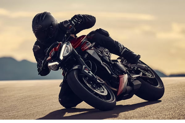 Triumph Street Triple 765 Riding Shot