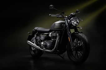 Triumph Speed Twin 900 Right Front Three Quarter Triumph Speed Twin 900 Right Front Three Quarter