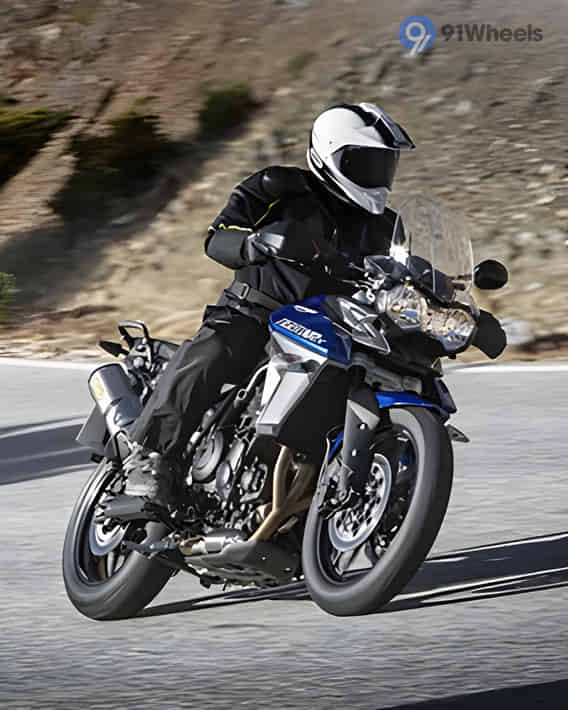 Tiger 800 XC 2020-2023 Riding Shot