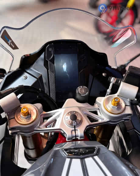 Apache RR 310 TFT / Instrument Cluster