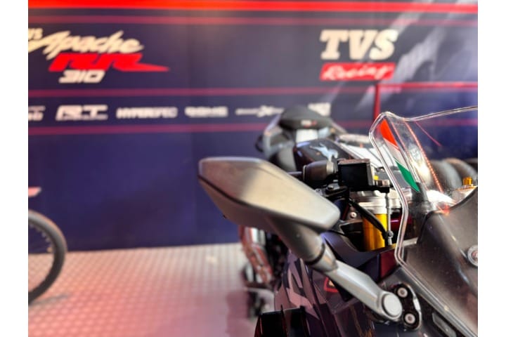 TVS Apache RR 310 Rear View Mirror TVS Apache RR 310 Rear View Mirror