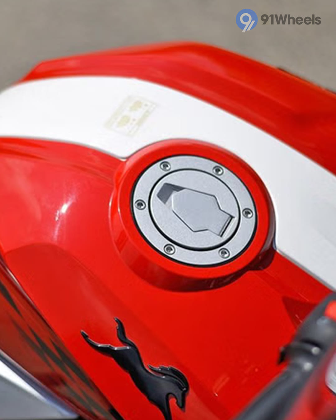 TVS Apache RTR 160 4V 2018-2020 image