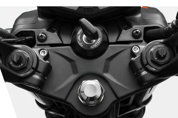 Apache rtr 200 4v store dual channel abs