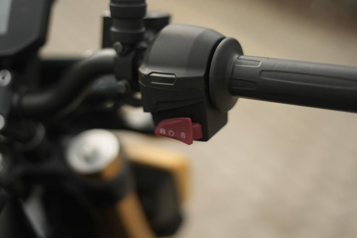 TVS Apache RTR 310 Engine Start Switch