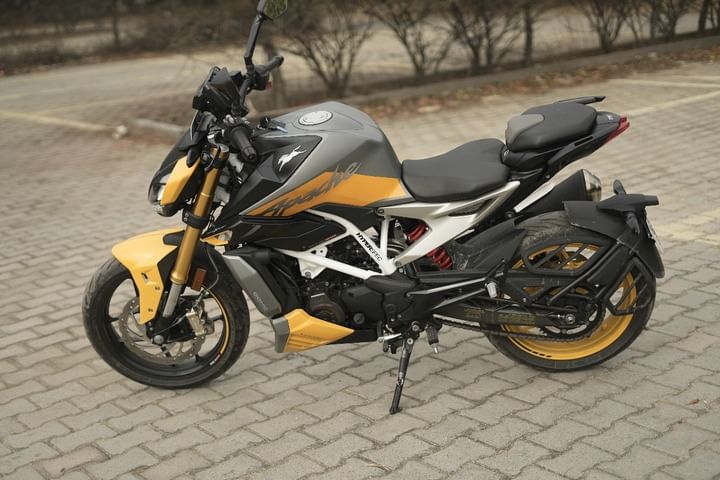 TVS Apache RTR 310 Side stand