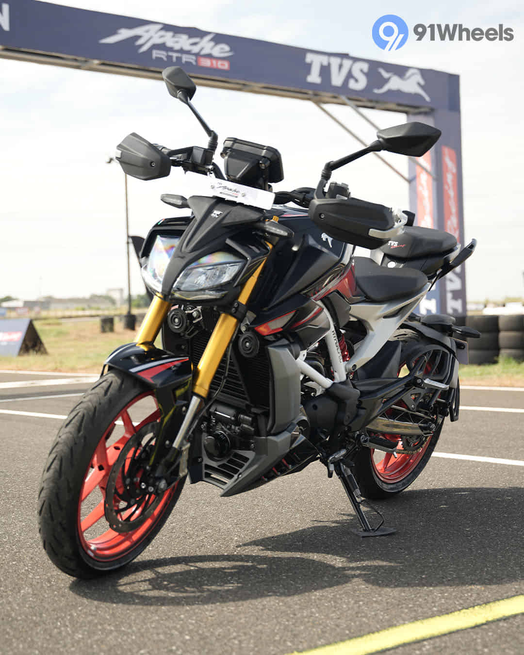 Left Front Three Quarter