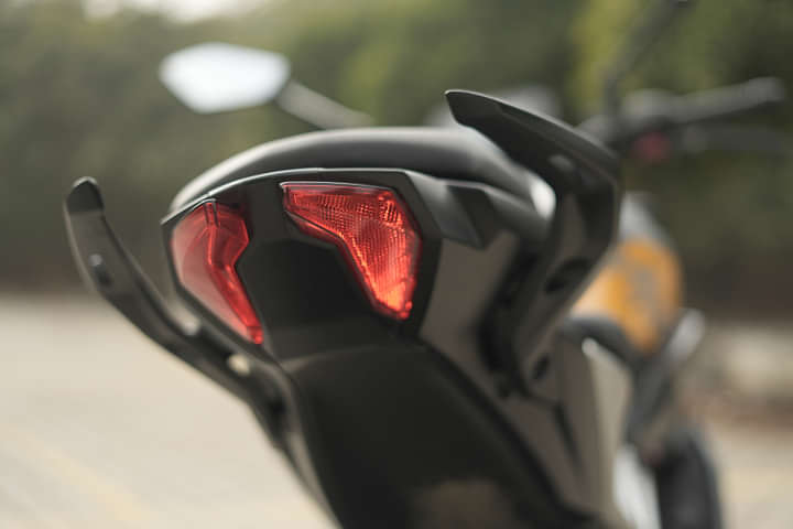 TVS Apache RTR 310 Tail Light