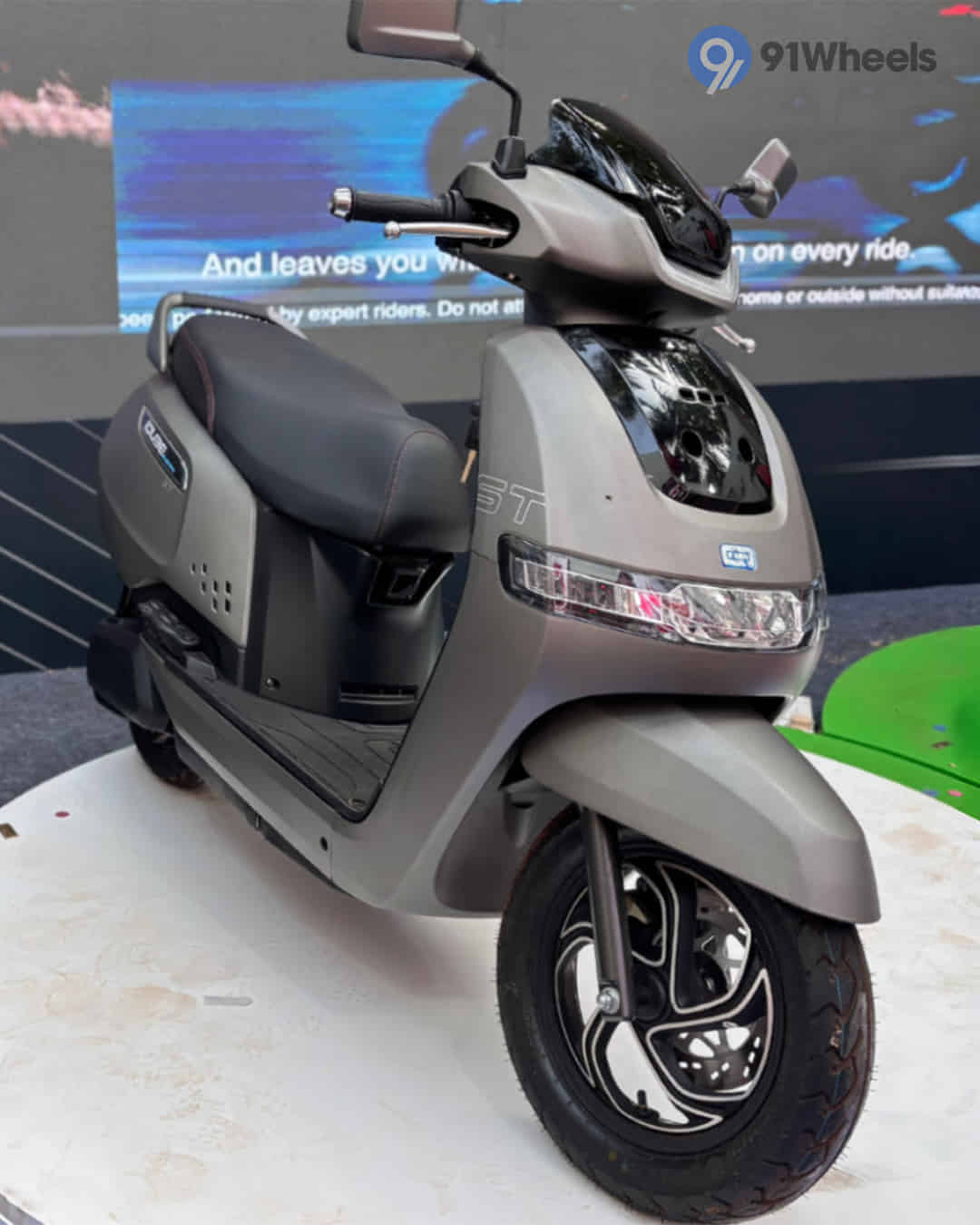 Right Front Three Quarter