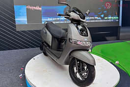 iQube Electric image