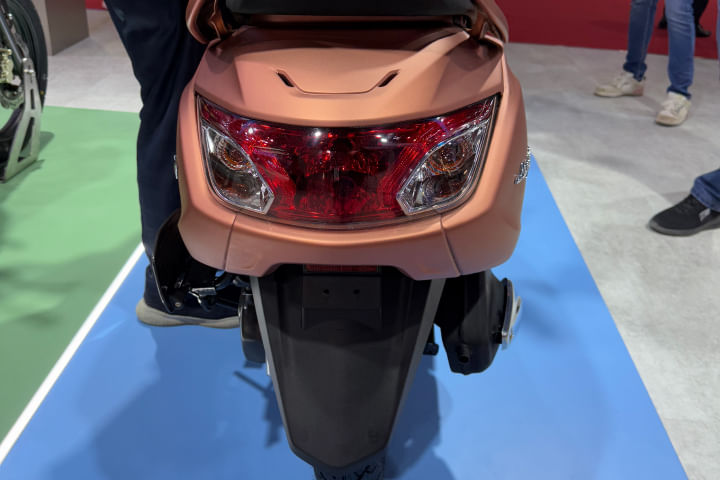TVS Jupiter 125 CNG Tail Light