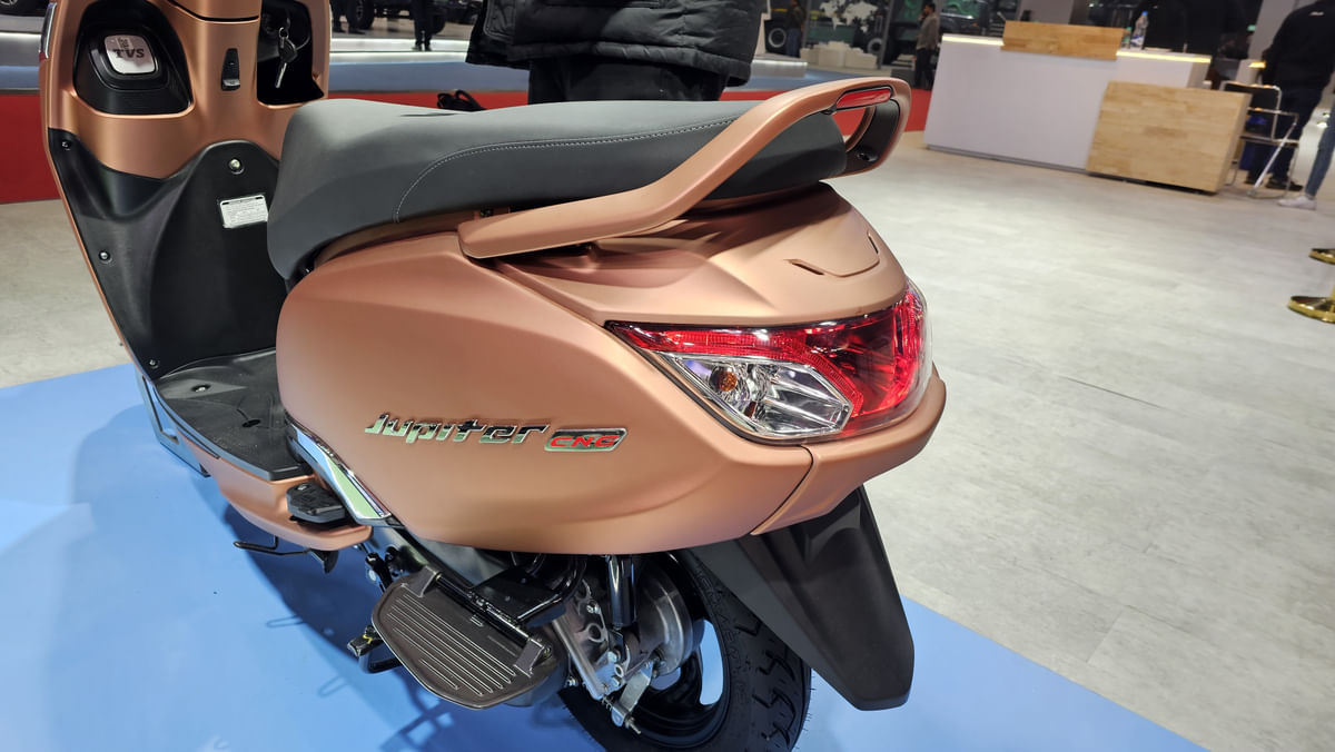 TVS Jupiter 125 CNG Tail Light