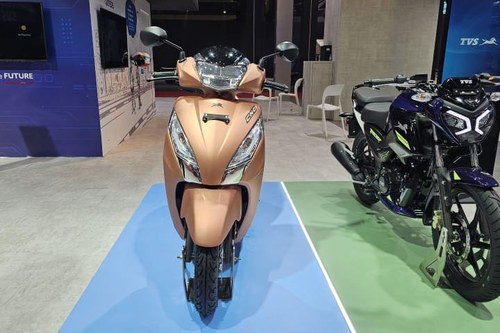 TVS Jupiter 125 CNG Front View