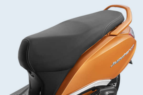 TVS Jupiter 125 Seat