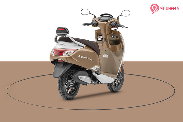 TVS Jupiter 125 Right Rear Three Quarter
