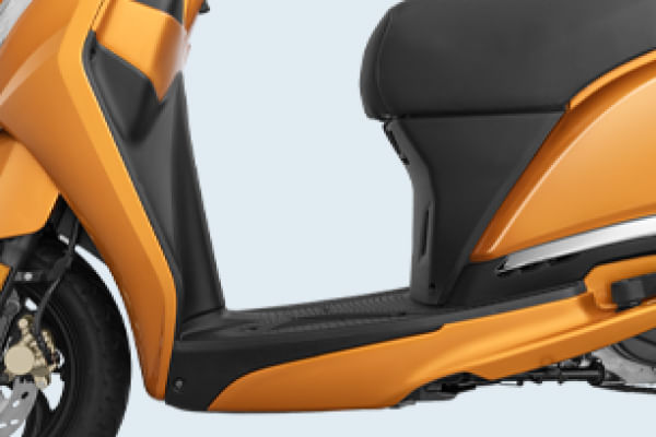 TVS Jupiter 125 Rider Footpeg