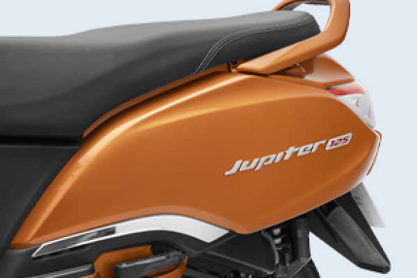 TVS Jupiter 125 Seat