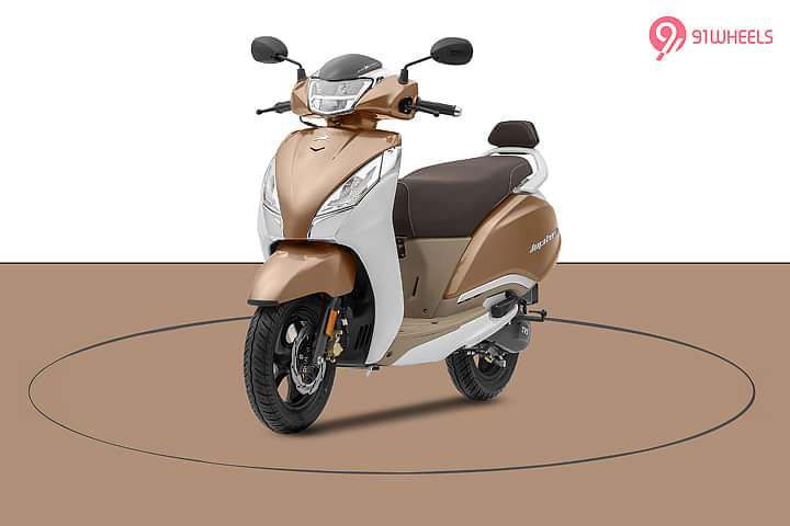 TVS Jupiter 125 Left Front Three Quarter