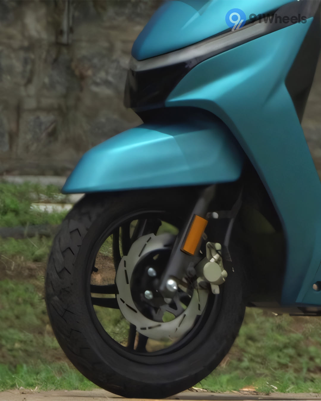 Front Body & Wheels - 2