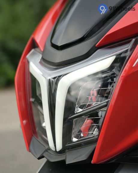 NTORQ 125 Head Light