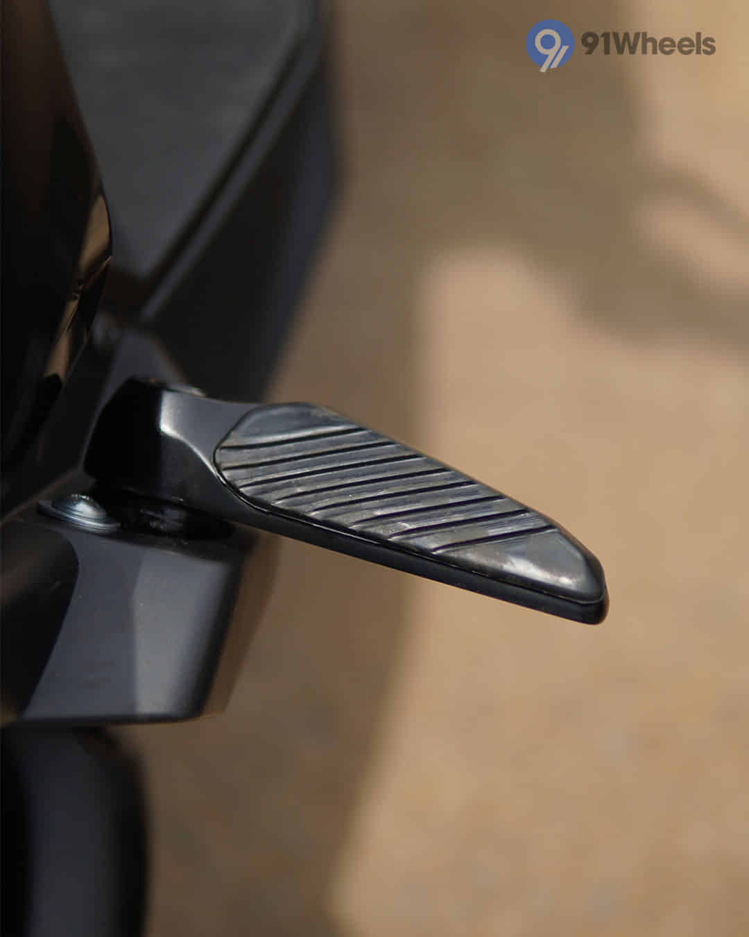 Pillion Footrest Pillion Footrest