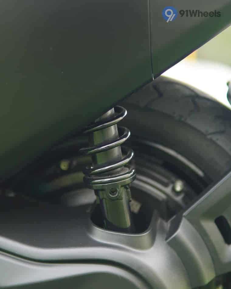 Engine & Exhaust - 1 Engine & Exhaust - 1