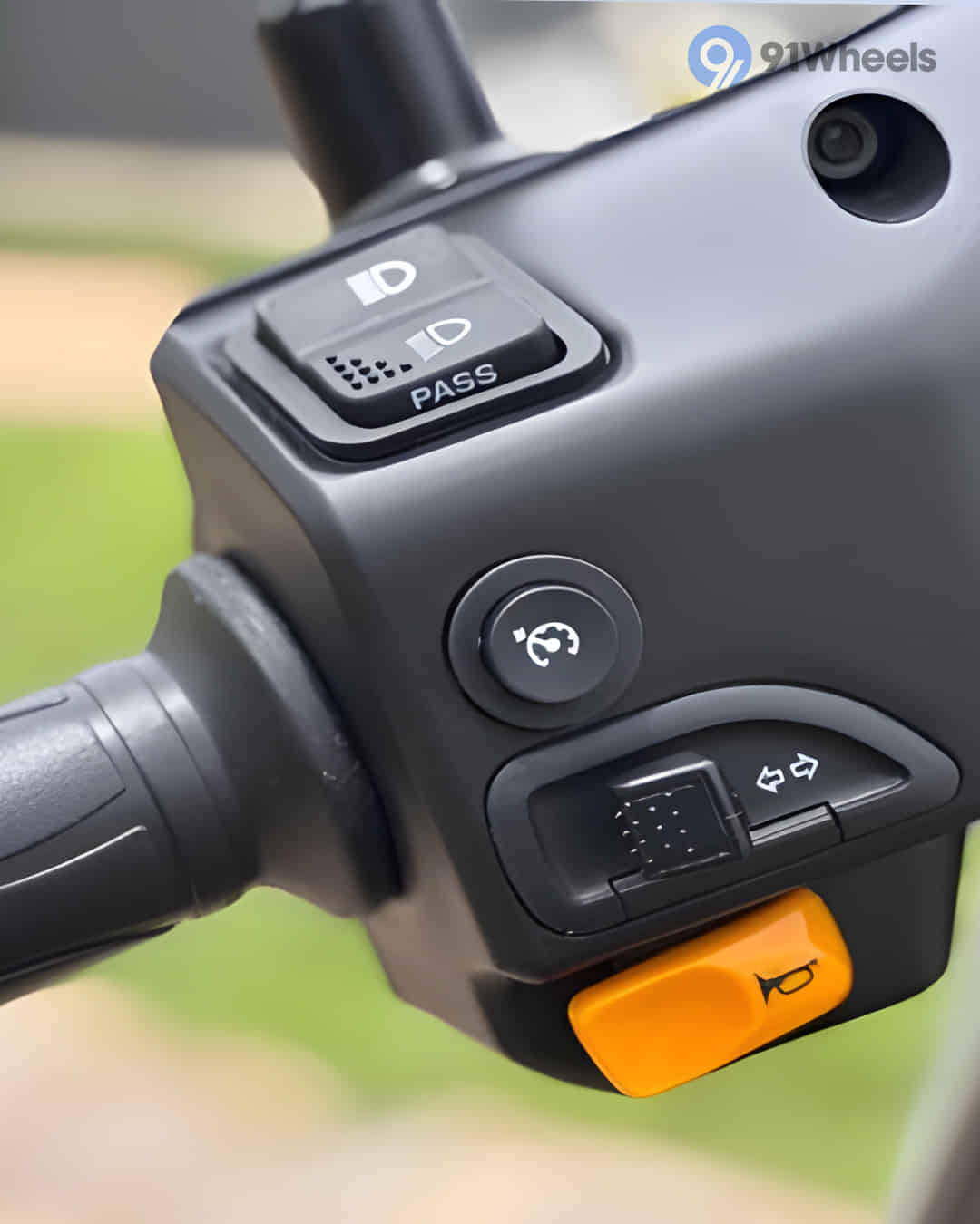 Left Side Multifunction Switchgear