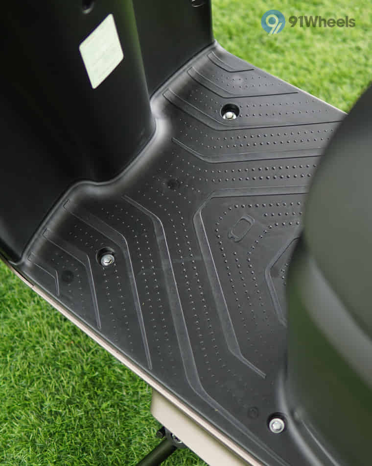 Stands & Utility - 1 Stands & Utility - 1