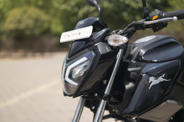TVS Raider 125 Front Turn Indicators
