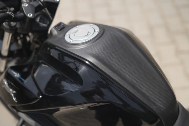 TVS Raider 125 Closed Fuel Lid