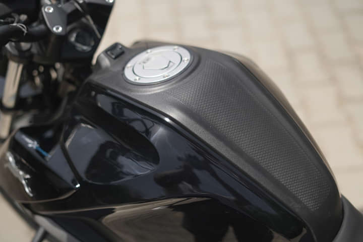 TVS Raider 125 Closed Fuel Lid