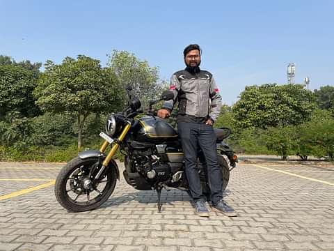 TVS Ronin Dual Tone - Single Channel Price, Images, Mileage, Specs &  Features