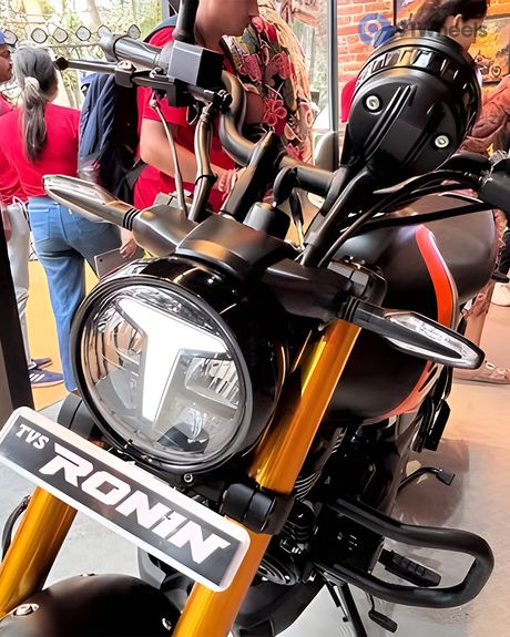 Ronin Head Light