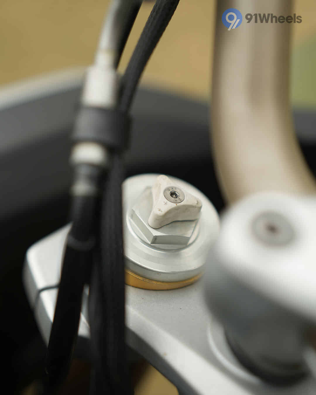 Apache RTX 300 image