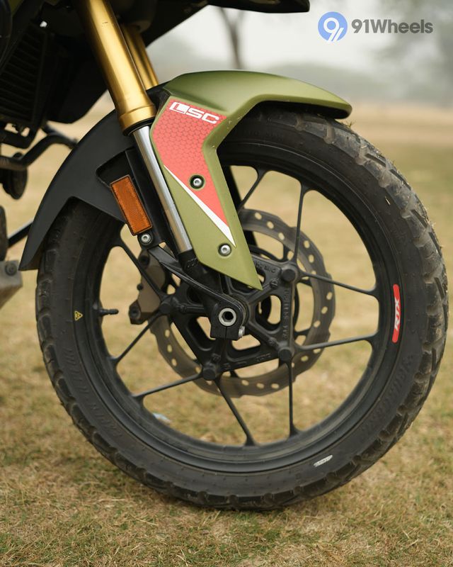 Apache RTX 300 Front WHeel