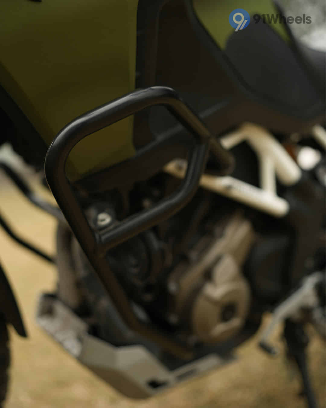 Apache RTX 300 image